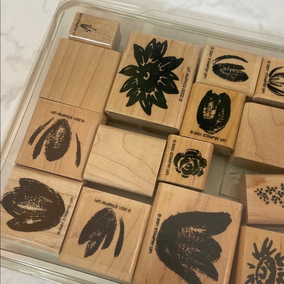 Vintage 2000's Stampin UP! Floral Spring Wooden & Rubber Stamp Set Retired DIY - Picture 3 of 5